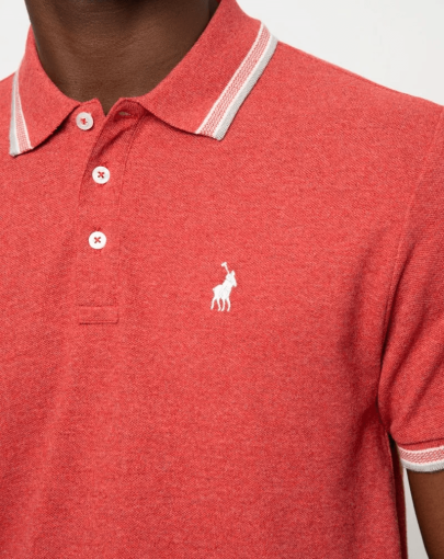 062456_august_mens_tipped_ss_golfer_red_vish_0535