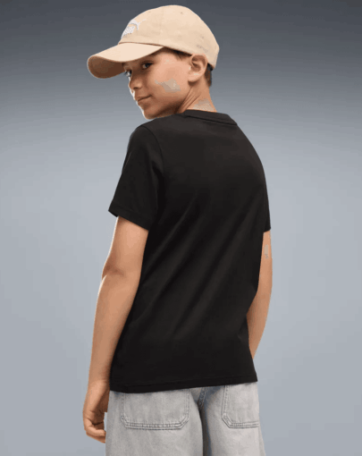 puma__pum-697264-01__modelshot02